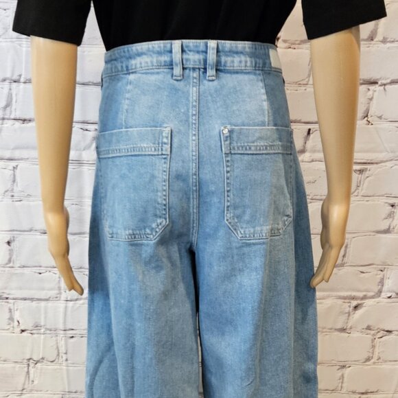 H&M - High waist culotte light wash blue jeans - Picture 10 of 11